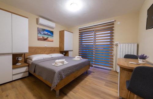 Bosnia House | Discover Sobe Mili Ozren: Family-Friendly with Hot Tub
