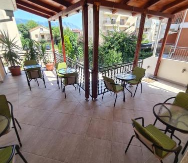 Golubovina House | Guest Rated 9.2: Oceanfront Comfort at Sobe Nedović