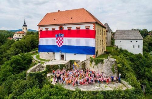 Ozalj House | Relax at Sobe Pavlaković: Pet-Friendly & Family Amenities