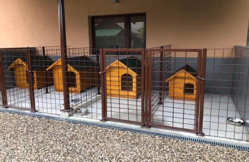Ozalj House | Relax at Sobe Pavlaković: Pet-Friendly & Family Amenities