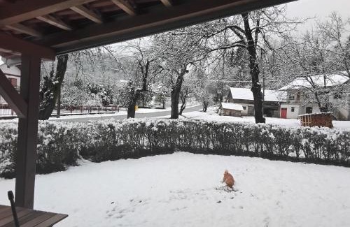 Zumberak House | Top-Rated Sobe pri Valentinu: Family and Pet Friendly Stay