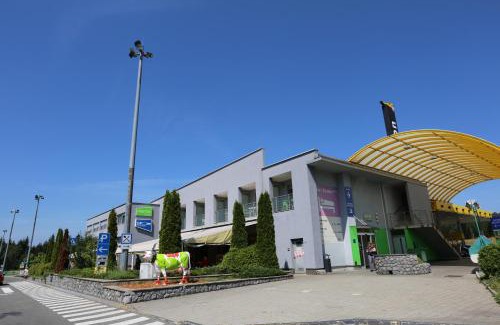 Hlevci Hotel | Welcoming Hotel Ravna Gora: Pet-Friendly & Enjoyable Amenities