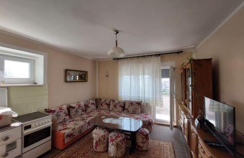 Bileca Apartment | Budget-Friendly Sobe Zimmer Rooms – Rated 9/10, Child Friendly