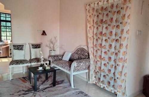 Peringat House | Family-Friendly Sobey Laris Homestay in Peringat