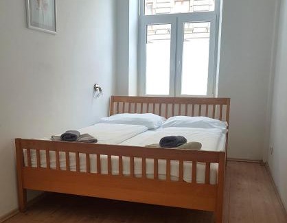Roßau Apartment | Discover Sobieski Town Apartments – Pet and Child Friendly