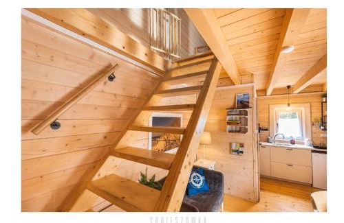 Jantar House | Discover SOBIESZÓWKA: Family-Friendly Retreat with Top Ratings