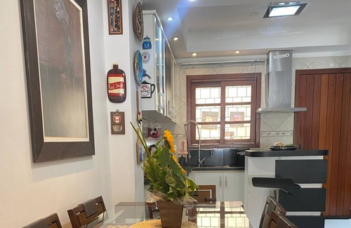 Nonoai House | Relax in Sobrado with Hot Tub, Just Minutes from Beaches
