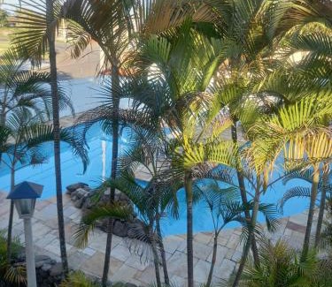 Indaia House | Stylish Sobrado with Pool & Ocean View - Rated 9/10