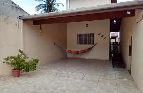 Praia da Enseada House | Experience the Perfect Getaway at Sobrado São Sebastião