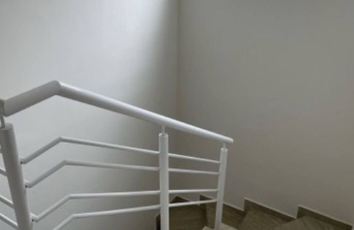 Praia da Enseada House | Cozy Sobrado with Wi-Fi, Pool & Barbecue for Your Getaway
