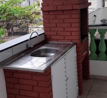 Praia dos Sonhos House | Cozy Retreat 50m from Beach with Ocean View & Garage