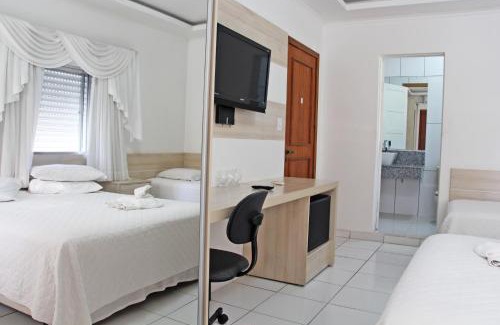 Centro Hotel | Discover Soder Hotel: Family-Friendly Stay with Pool Access