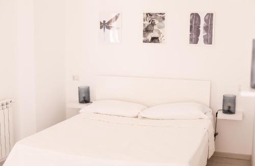 Sant'Agata di Militello House | Cozy Sofíta: Oceanfront Rooms with Breakfast & Pet Friendly