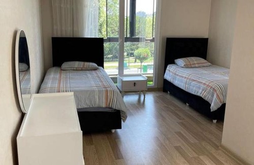Basaksehir Apartment | Pet Friendly Retreat at Sofa Bahcesehir Residences