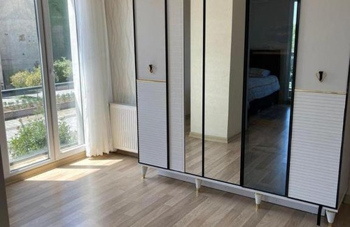 Basaksehir Apartment | Pet Friendly Retreat at Sofa Bahcesehir Residences