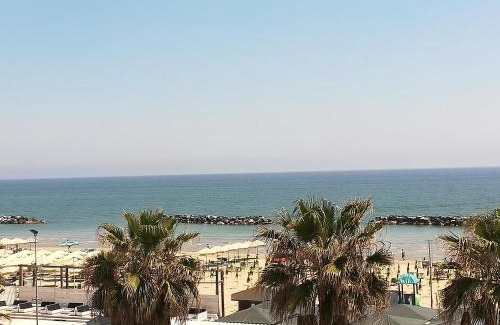 Lido di Fermo Apartment | Coastal Retreat at Soffio del Mare – Guest Rated 9.8
