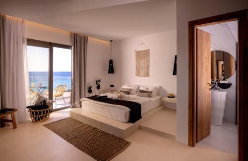 Plomari Apartment | Oceanfront Escape at Sofi Mar - Guest Rated 9.9/10