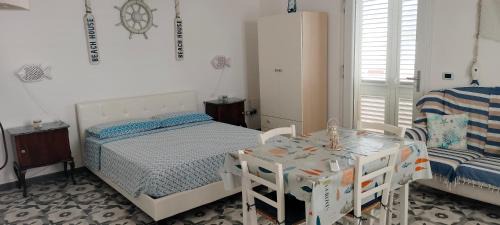 Castro Marina House | Discover Sofia: Pet-Friendly Stay with Excellent Reviews