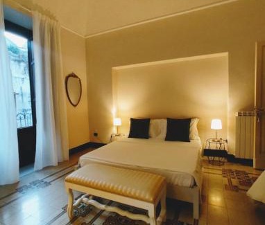 Catania City Centre House | Discover Living Suite Catania Pacini - Rated 8.9/10