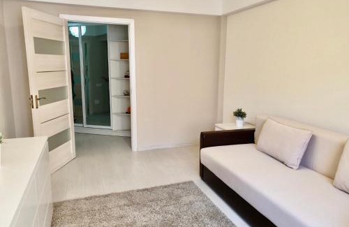 Chisinau Apartment | Budget-Friendly Stay at Sofia’s Apartment - Guest Rated 9.8