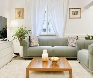 Sofia City Center Apartment | Sofia's Exceptional - Top Centre 2BD Apartment