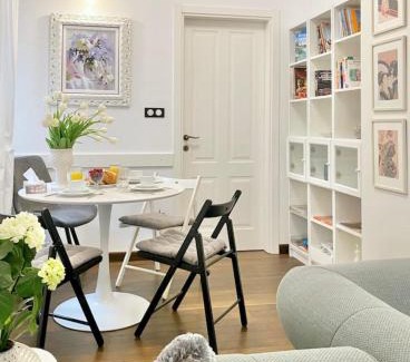 Sofia City Center Apartment | Sofia's Exceptional - Top Centre 2BD Apartment