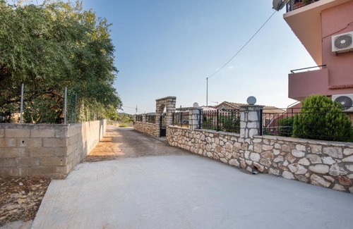 Razata House | Explore Sofias Cottage in Razata, Argostoli - 10/10 Rated