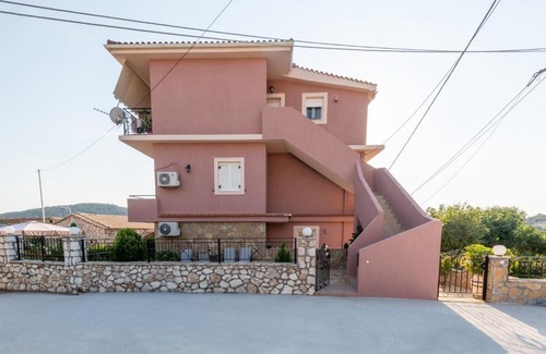 Razata House | Explore Sofias Cottage in Razata, Argostoli - 10/10 Rated