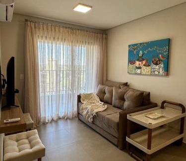 Foz do Iguacu City Centre Apartment | Experience Culinary Sophistication in Foz with Family-Friendly Amenities
