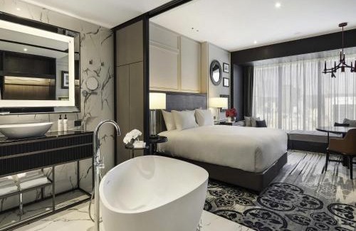 Adelaide Central Business District Hotel | Discover Sofitel Adelaide: 5-Star Comfort with Ocean Views
