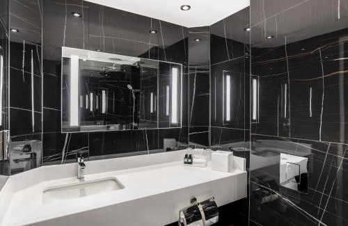 Gatwick Hotel | Discover Sofitel London Gatwick: 4-Star Elegance Awaits
