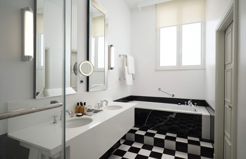 London City Centre Hotel | Luxury Retreat at Sofitel London St James - 5-Star Comfort