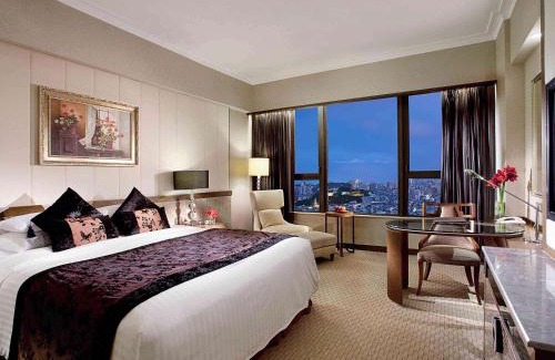 Macau Hotel | Elegant Sofitel Macau At Ponte 16 with Pool & Hot Tub