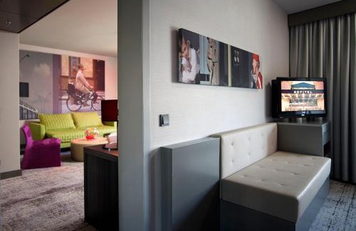 Ludwigsvorstadt-Kliniken Hotel | Elegant Sofitel Munich Bayerpost: Your Spa Retreat Awaits