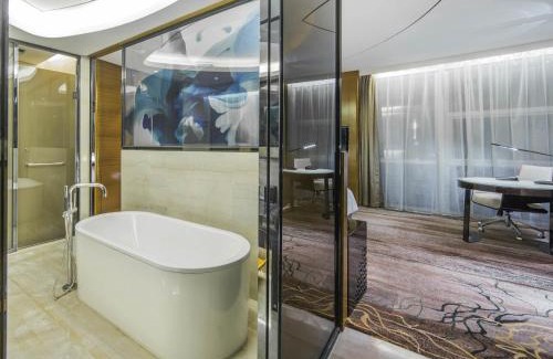 Gu Lou Hotel | Experience Sofitel Nanjing Galaxy: 5-Star Spa & Pool Retreat