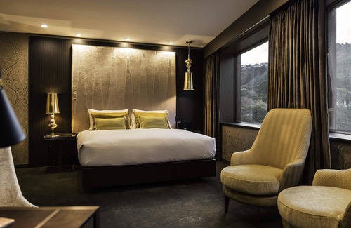 Wellington Hotel | Elegant Sofitel Wellington: 5-Star Comfort and Dining