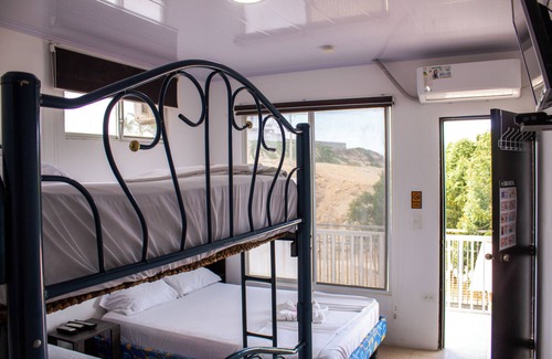 Manta Hotel | Discover Soga Hostal: Guest Rated 9.8 with Pool & Spa