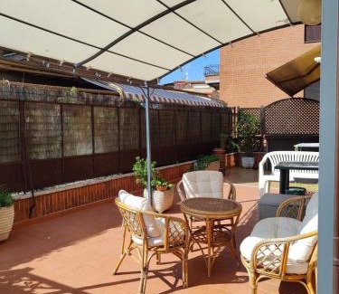 Zona LIII Tomba di Nerone Apartment | Pet-Friendly Appartamento Locazione Turistica with Breakfast