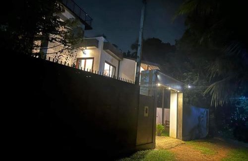 Galle Apartment | Cozy SOHA Home Stay: Ideal for Child-Friendly Getaways