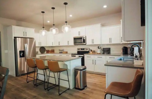 South Haven House | SoHappy Haven: Explore Year-Round Pools & Game Room Fun