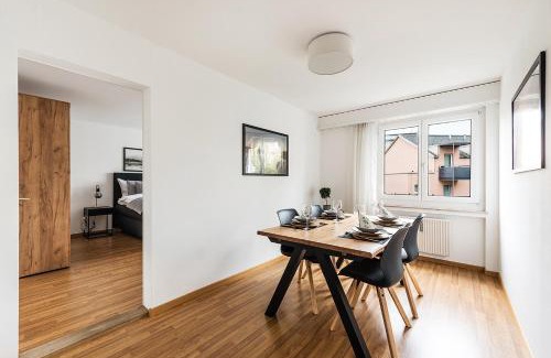 Kreuzlingen Apartment | Experience Cooldis 11: Child-Friendly Stay with Free Parking
