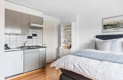 Kreuzlingen Apartment | Discover Cooldis 3: Guest Rated 9.2 for Your Stay