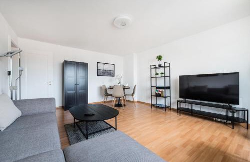 Kreuzlingen Apartment | Cooldis: Family-Friendly Stay with Free Parking & Great Reviews