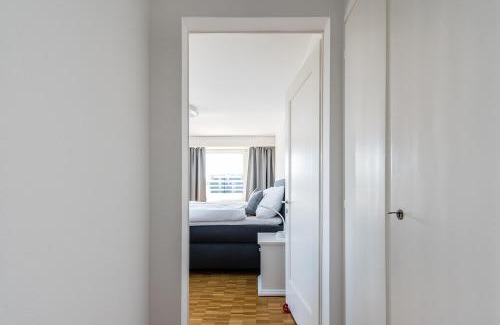 Kreuzlingen Apartment | Cooldis 8: Top-Rated Family Stay with Free Parking