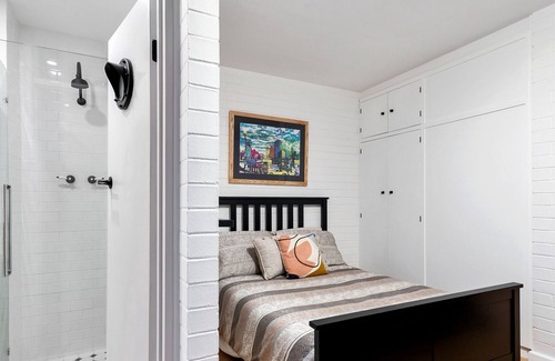 North Fremantle Apartment | Soho Chic Studio Apartment