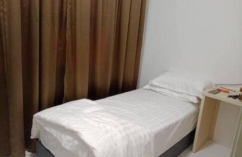 Bota Hotel | Budget-Friendly Family Retreat at Soho LESTARI