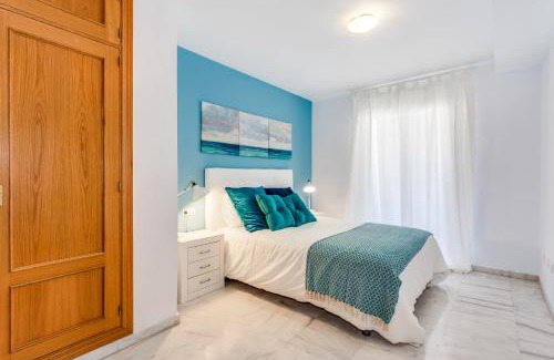 Plaza de Toros Vieja Apartment | Elegant Soho Riverside Suite Málaga – Pet & Child Friendly