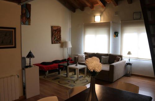 Riaza Apartment | Child-Friendly SOHO-RURALK@R with 8.5/10 Guest Rating