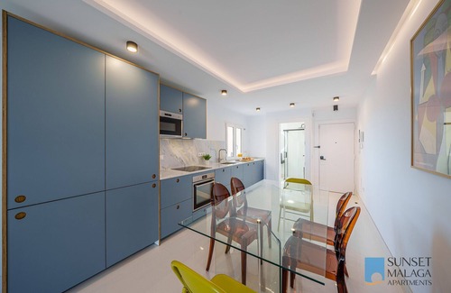 Ensanche Centro Apartment | Soho Views & Comfort with Spa and Family-Friendly Amenities
