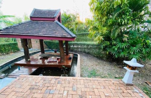 Pai House | Cozy Stay at Soi One House with Pool & Pet-Friendly Options